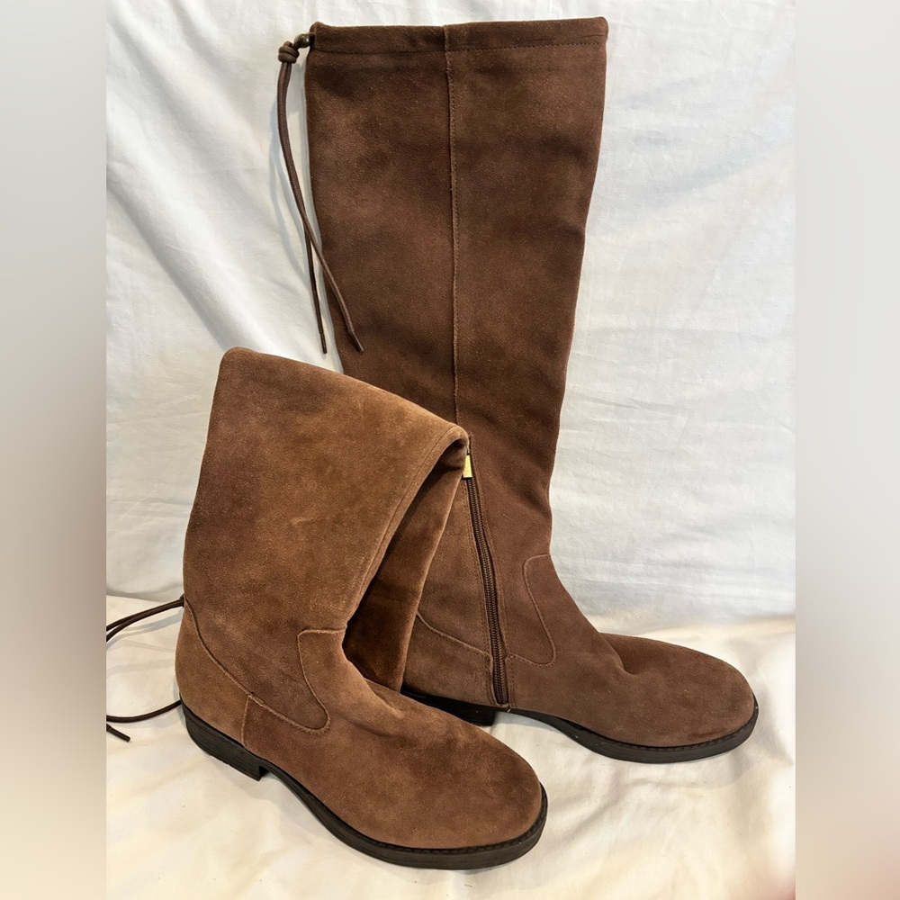 Adam Tucker Womens Kody Acorn Suede Draw String  Side Zip Boots Brown